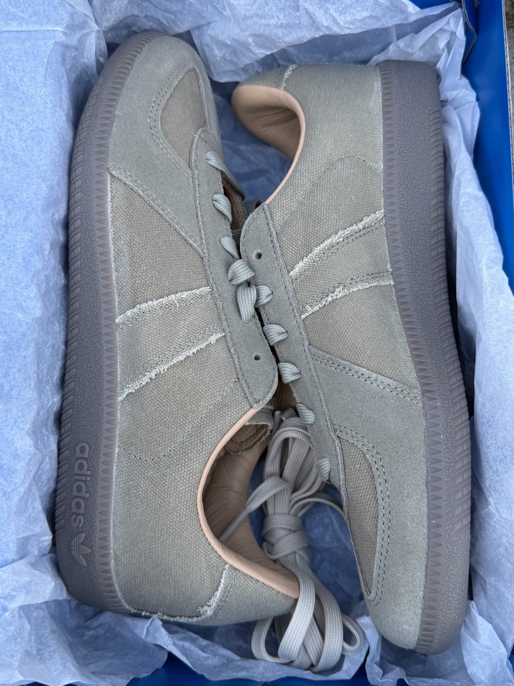 Adidas - BW Army Shoes - Unisex -M:8/W:9 - NWT/NWB - Picture 2 of 8